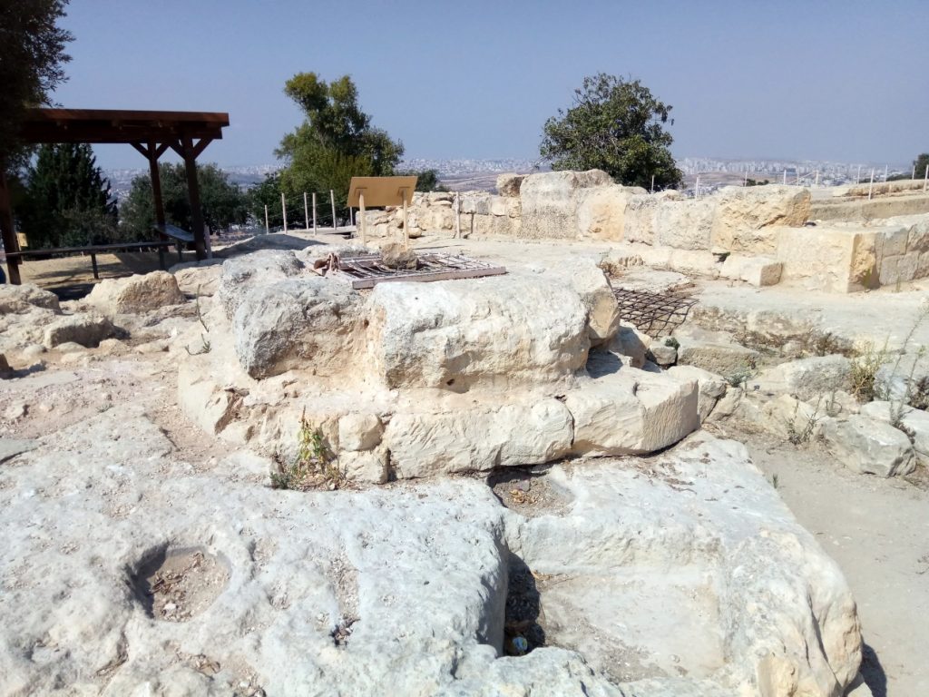 בור המים בנבי סמואל